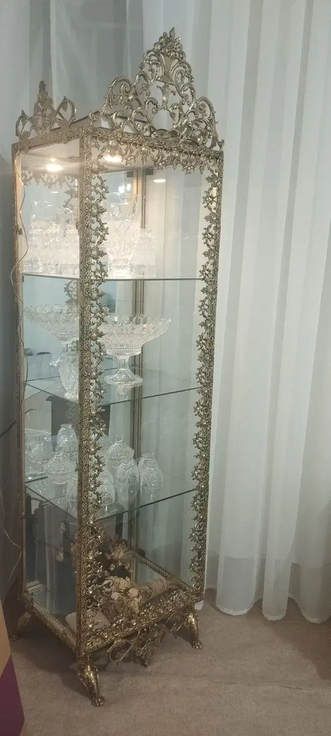 یک عدد بوفه کاملا برنز بسیار تمیز و در حد نو|بوفه، ویترین، کنسول|مهاباد (آذربایجان غربی), |دیوار