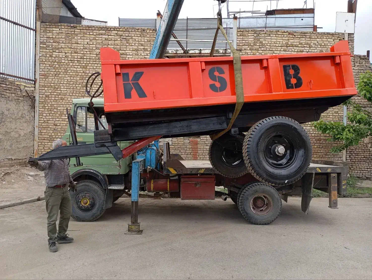 تریلی تراکتور  در تناج های مختلف|ماشین‌آلات صنعتی|ملایر, |دیوار