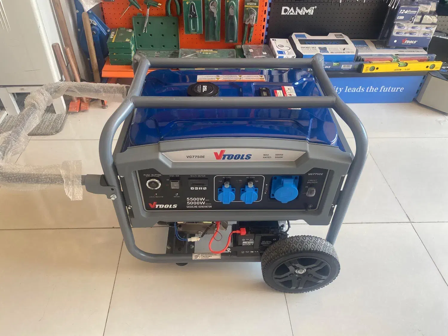 موتور برق ۵/۵کیلو وات وی تولز|ابزارآلات|لامرد, |دیوار