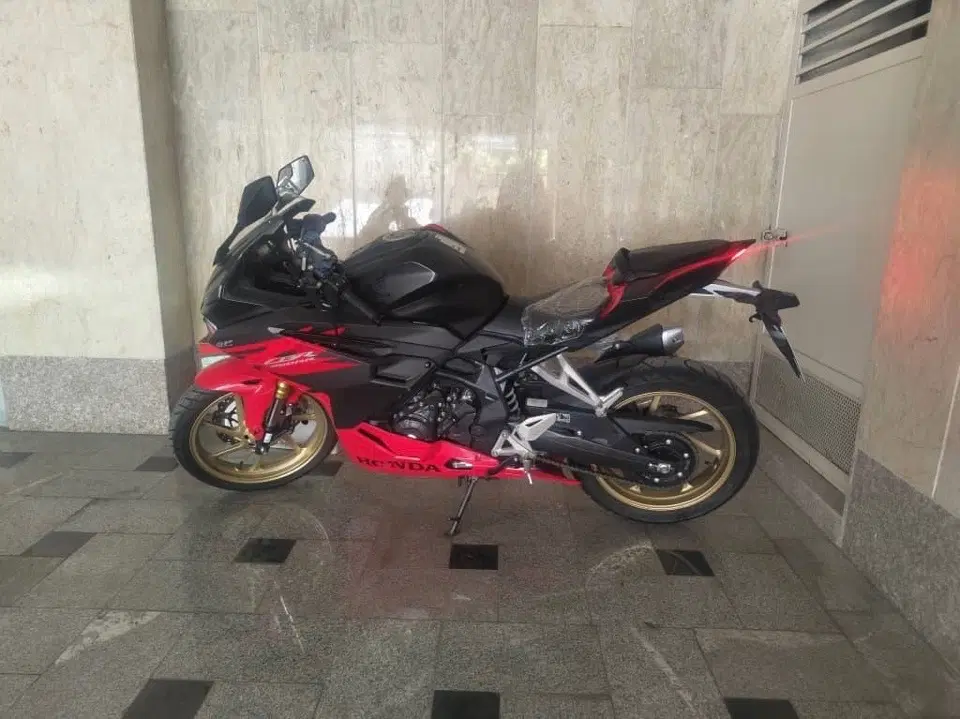 CBR RR 250.|موتورسیکلت|تهران, امام حسین|دیوار
