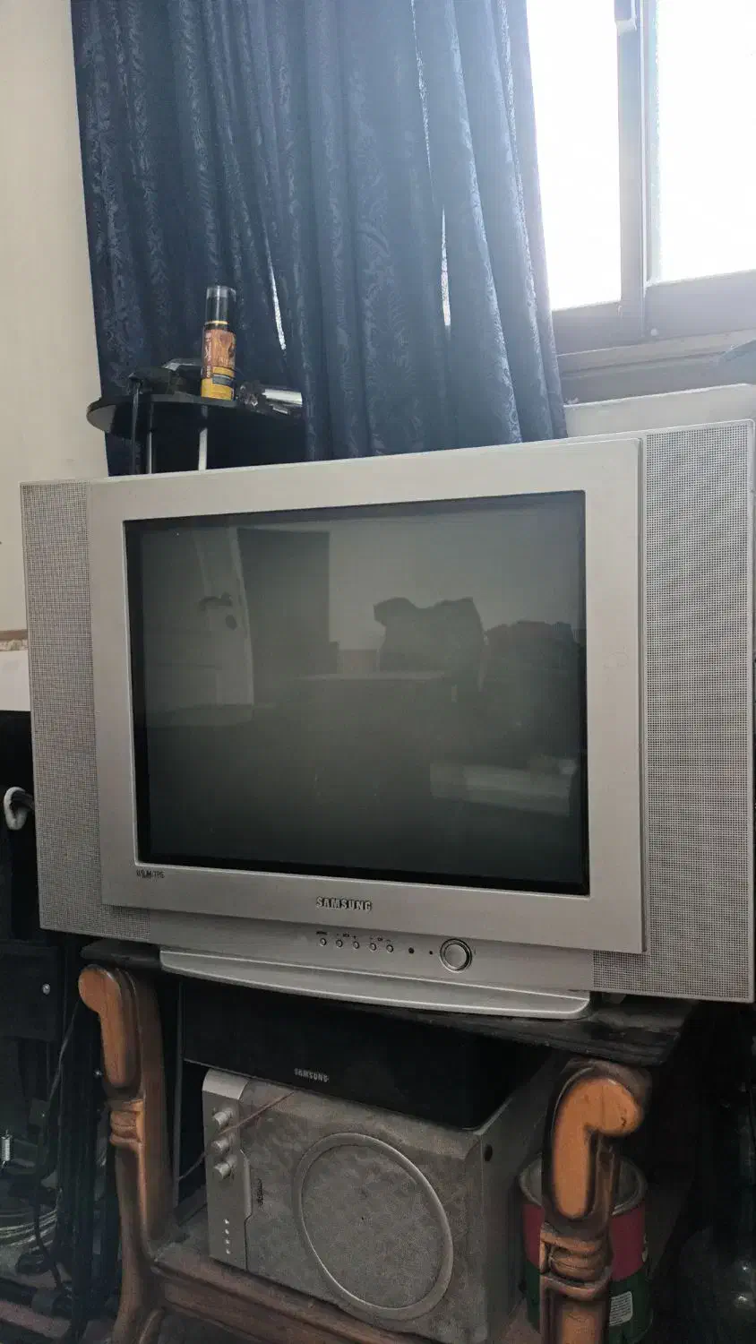 تلویزیون ۲۱ اینچ سامسونگ|تلویزیون و پروژکتور|تهران, استقلال|دیوار