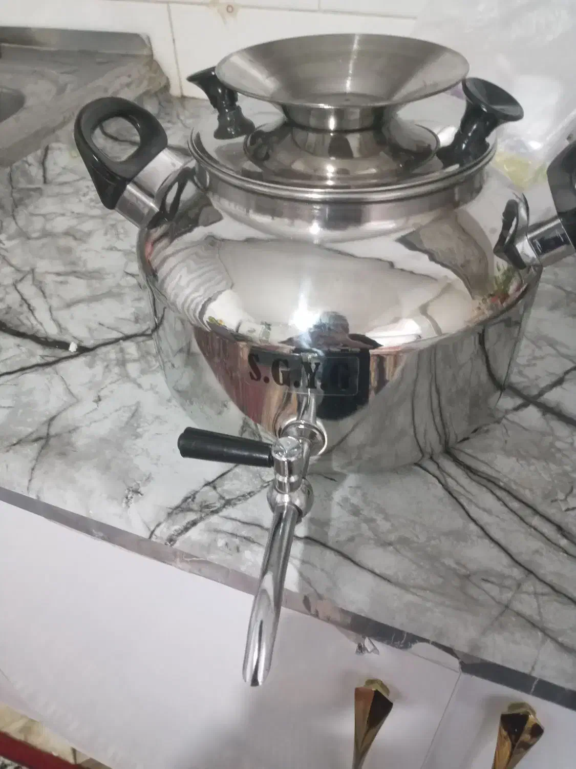 کتری نو اصلا استفاده نشده|قوری، کتری، قهوهساز دستی|خزل, |دیوار