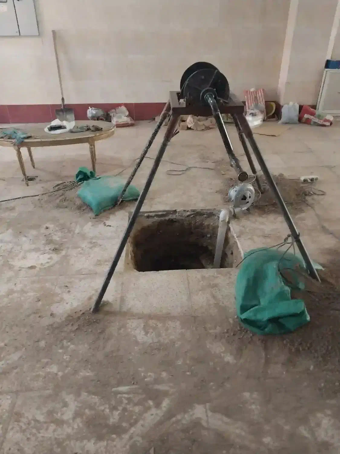 چاه کن  مقنی حفاری حفر چاه در رباط‌کریم مقنی مغنی|خدمات پیشه و مهارت|رباط‌کریم, رباط‌کریم|دیوار