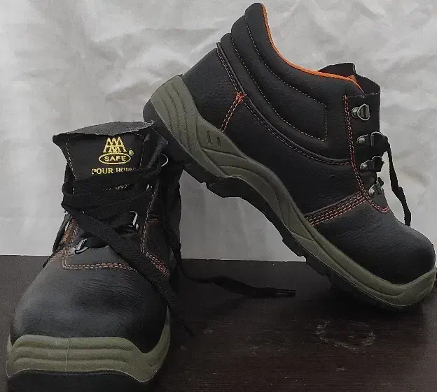 کفش ایمنی چینی اصلی|کیف، کفش، کمربند|یاسوج, |دیوار