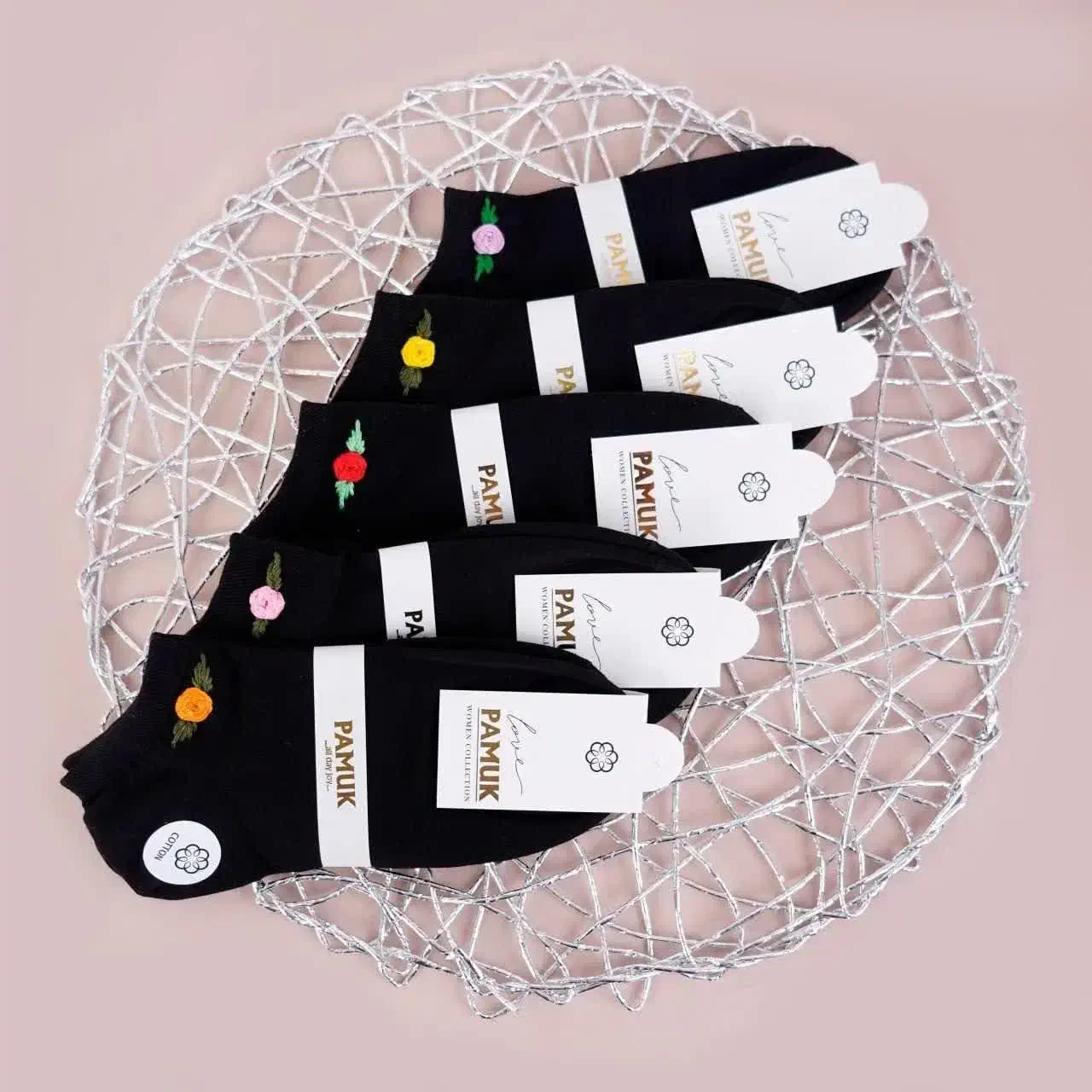 لباس زنانه|لباس|قم, ناصردیوان|دیوار