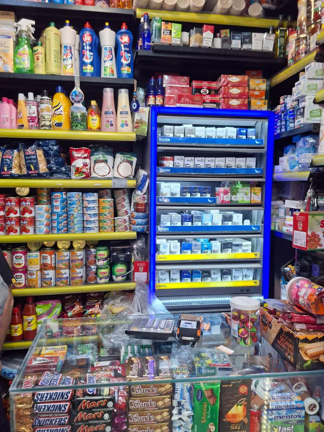 نیروی شیفت شب سوپر مارکت|استخدام خدمات فروشگاه و رستوران|شیراز, سیاه سنگ|دیوار