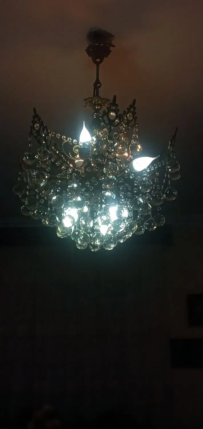 لوستر جنس برنز ۹ شاخه|لوستر و چراغ آویز|تهران, مجیدآباد|دیوار