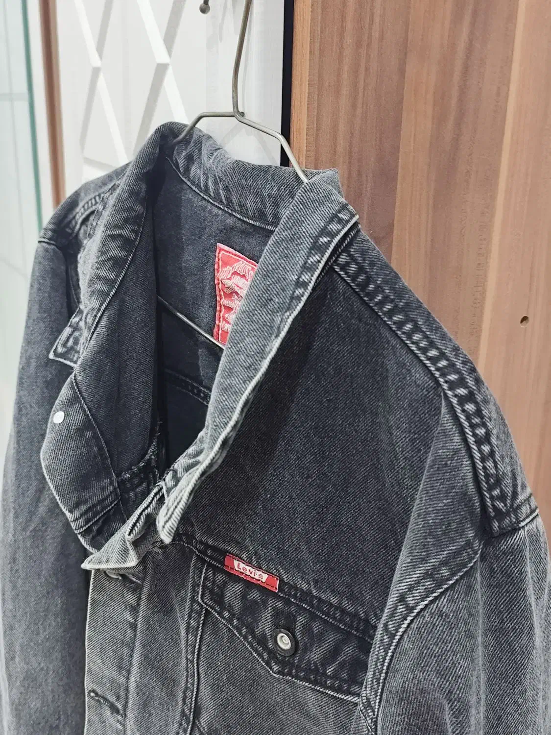 «کت جین ذغالی »|لباس|مسجد سلیمان, |دیوار