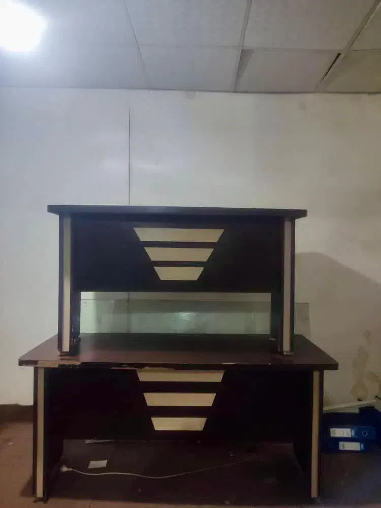 دو عدد میز و کمد اداری|مبلمان اداری|مشهد, سعد آباد|دیوار