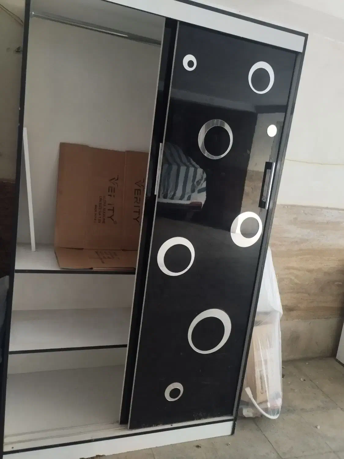 کمد دو در ریلی های گلس|جاکفشی، کمد، دراور|اسلام‌شهر, شهرک قائمیه|دیوار