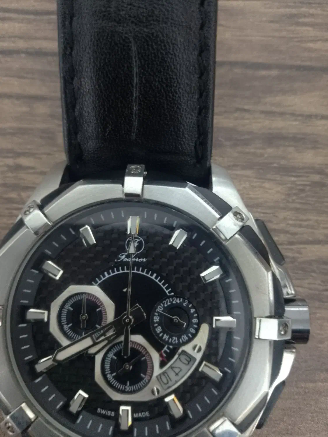 ساعت|ساعت|اصفهان, بهارستان|دیوار