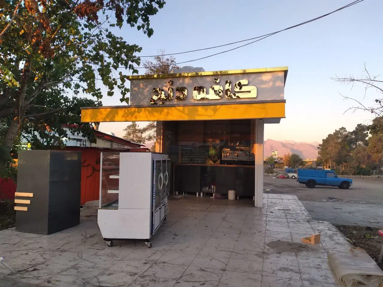 تولید و نصب سایبان های بازویی با کیفیت بالا|خدمات پیشه و مهارت|کرمانشاه, |دیوار