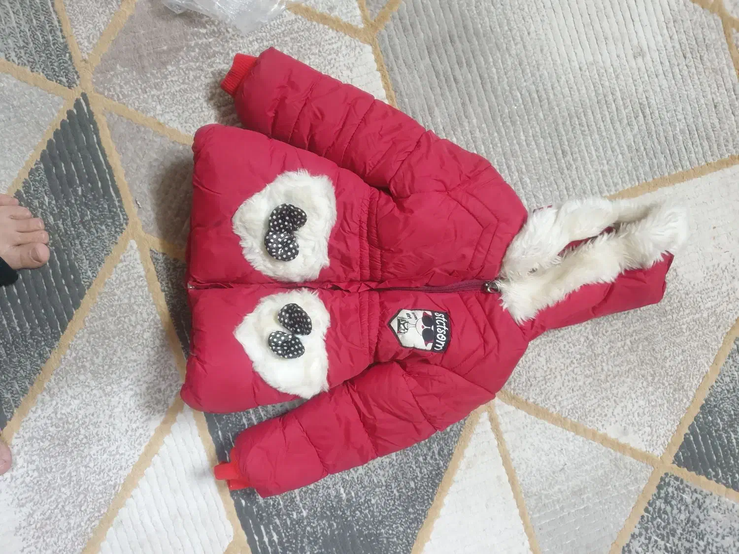 کاپشن دخترانه|کفش و لباس بچه|یزد, |دیوار