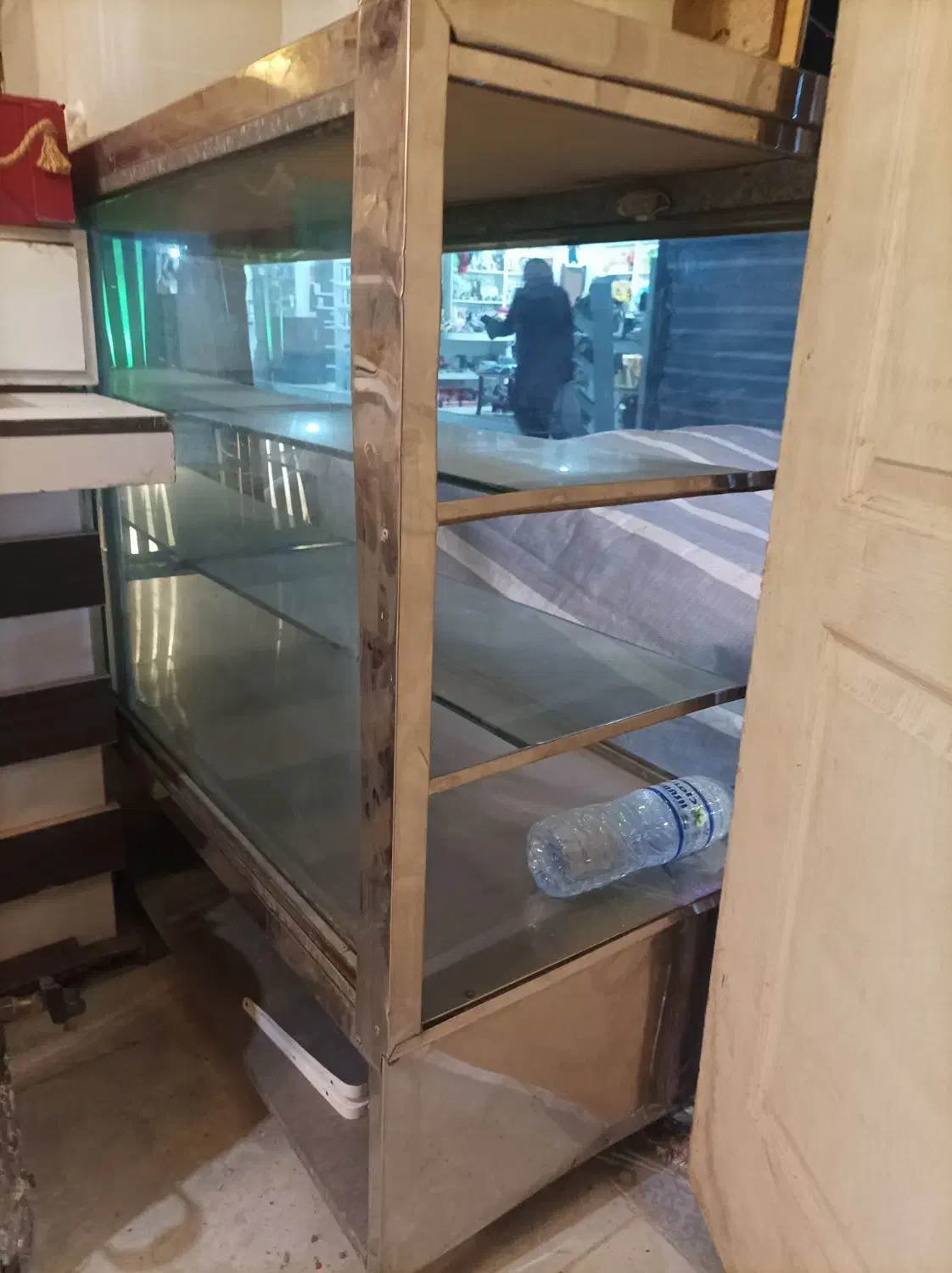 ویترین یخچالی|فروشگاه و مغازه|پرند, فاز ۲|دیوار