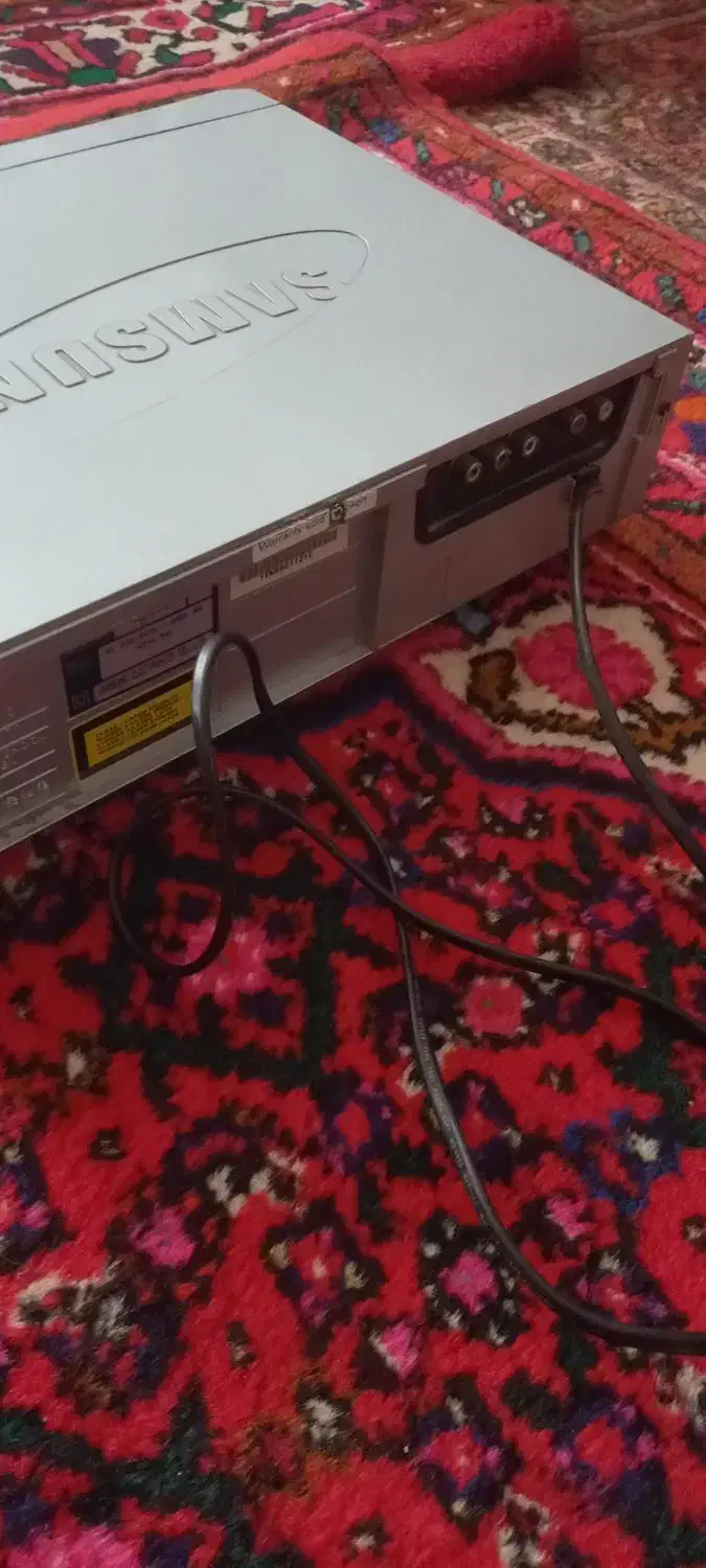 توسر|تلویزیون و پروژکتور|همدان, |دیوار