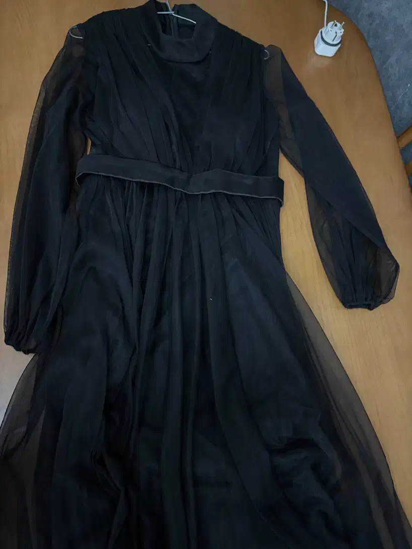 لباس مجلسی|لباس|قزوین, |دیوار