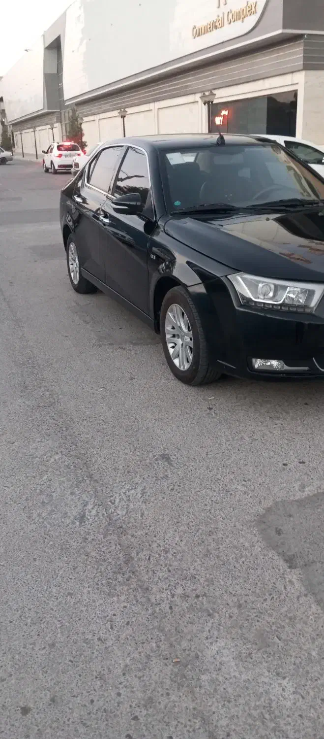 دنا پلاس تیپ ۲ فول مدل آخر ۹۸ مشکی کم کار تمیز|خودرو سواری و وانت|مشهد, حسابی جنوبی (شهرک غرب)|دیوار