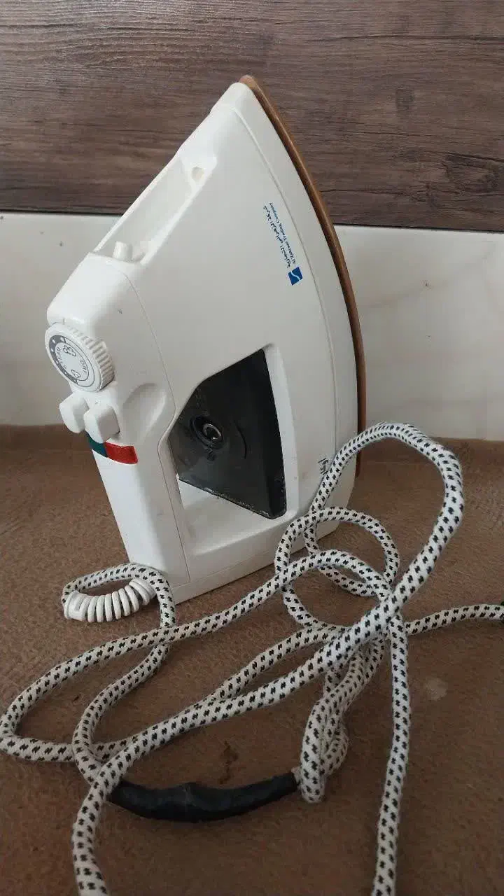 آبمیوه گیری اتو دسته جاروبرقی|آبمیوه‌گیر و آب‌مرکبات‌گیر|جهرم, |دیوار