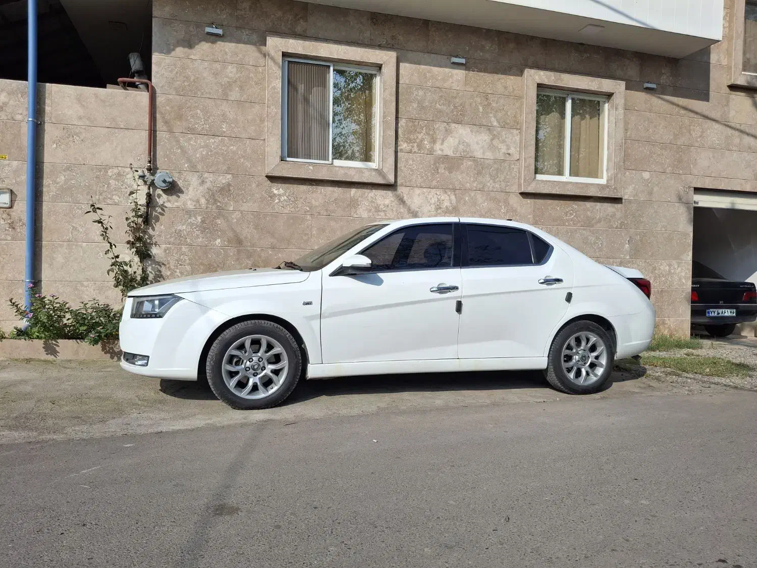 دنا پلاس اتومات توربو ۱۴۰۱|خودرو سواری و وانت|رشت, کوی امام رضا|دیوار