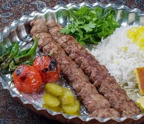 پخت انواع غذا ها (فقط و فقط 10هزار تومان)|خدمات پذیرایی، مراسم|بروجرد, |دیوار