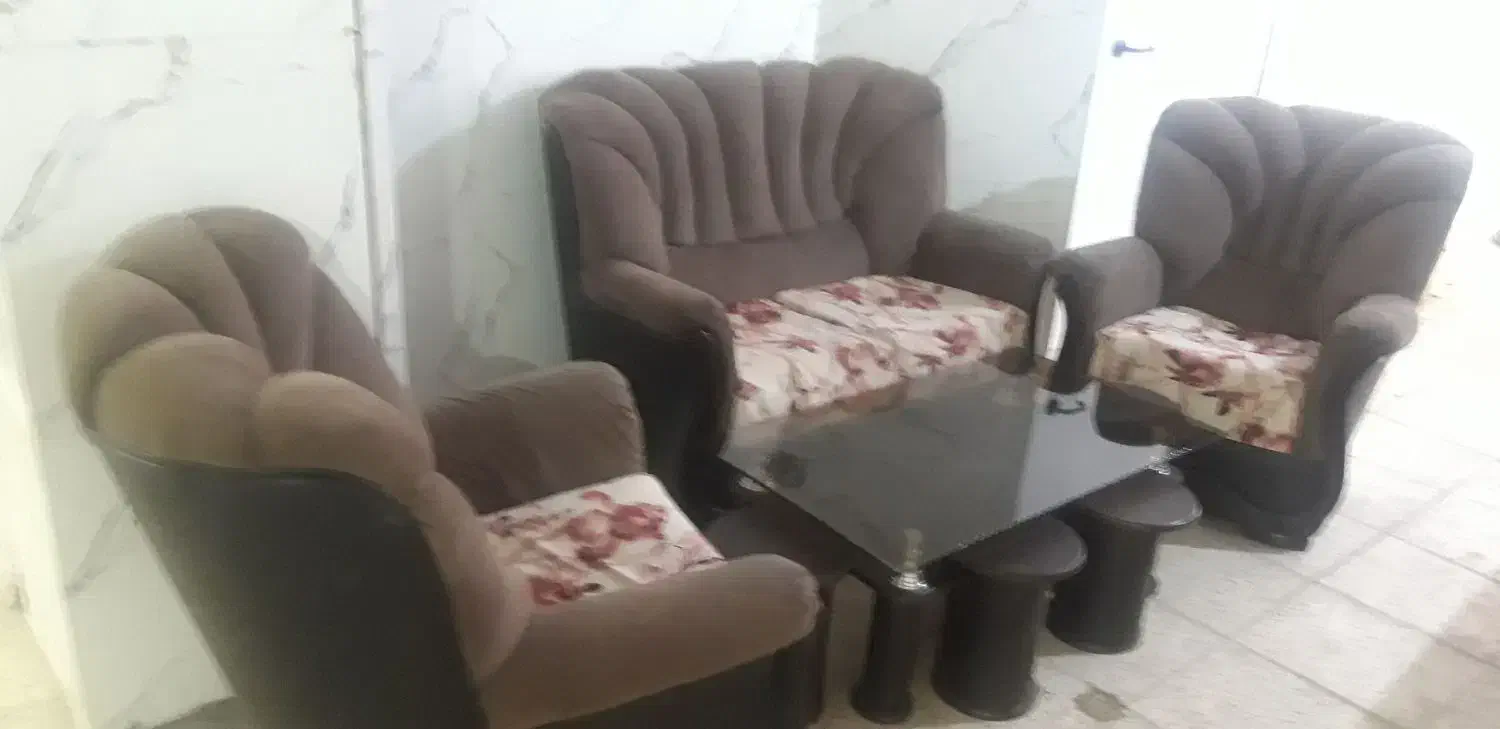 مبل راحتی مناسب خانه باغ و مغازه و میز جلو مبلی|مبلمان خانگی و میز عسلی|کرمانشاه, |دیوار