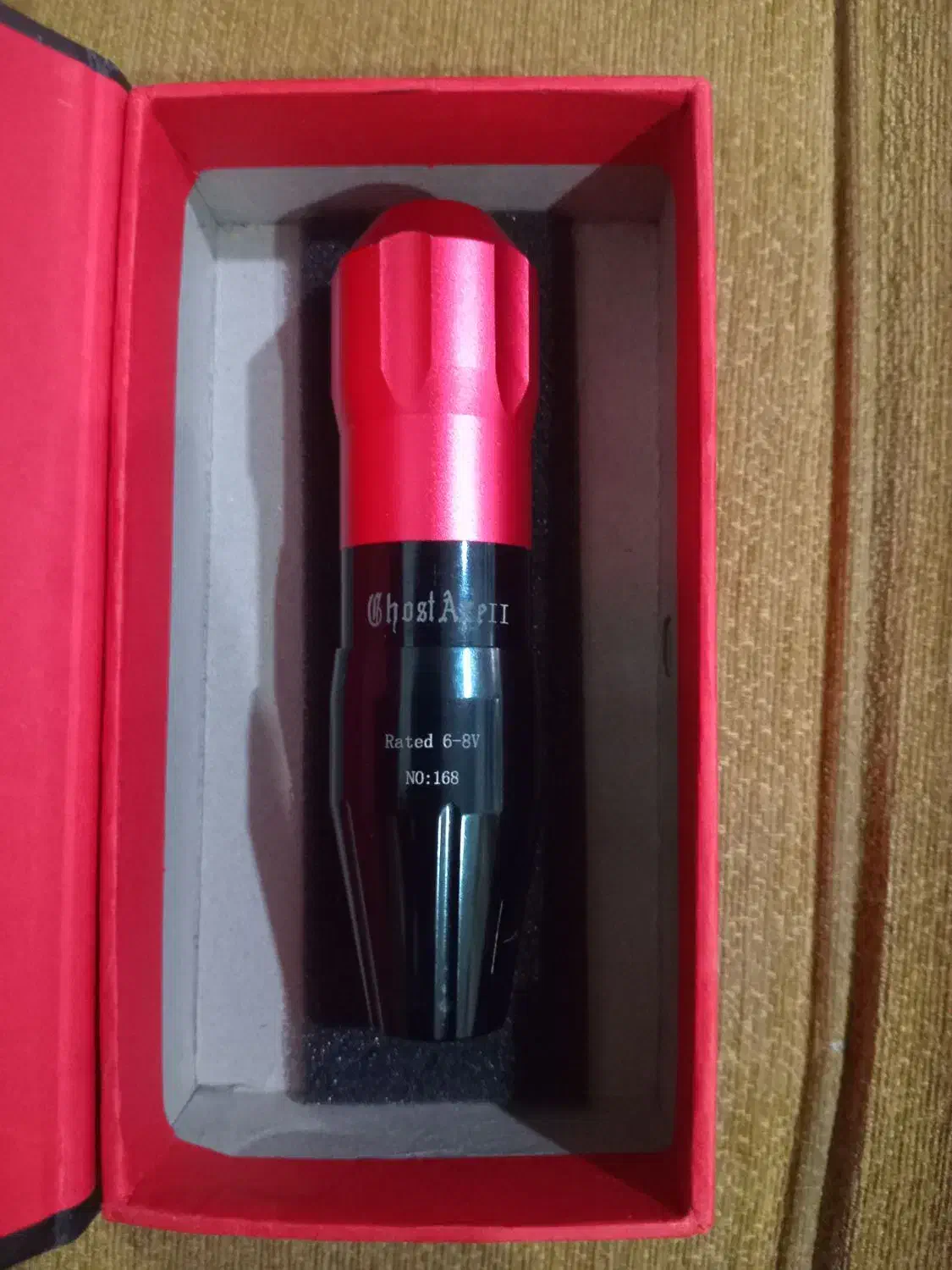 دستگاه تتو|آرایشگاه و سالن‌های زیبایی|شوط, |دیوار