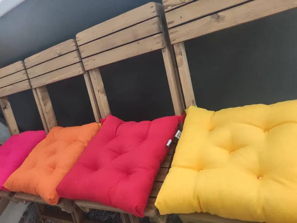 میز مخصوص کافه و کنار کافی بار|میز و صندلی غذاخوری|کاشان, سه راه پرورشگاه|دیوار