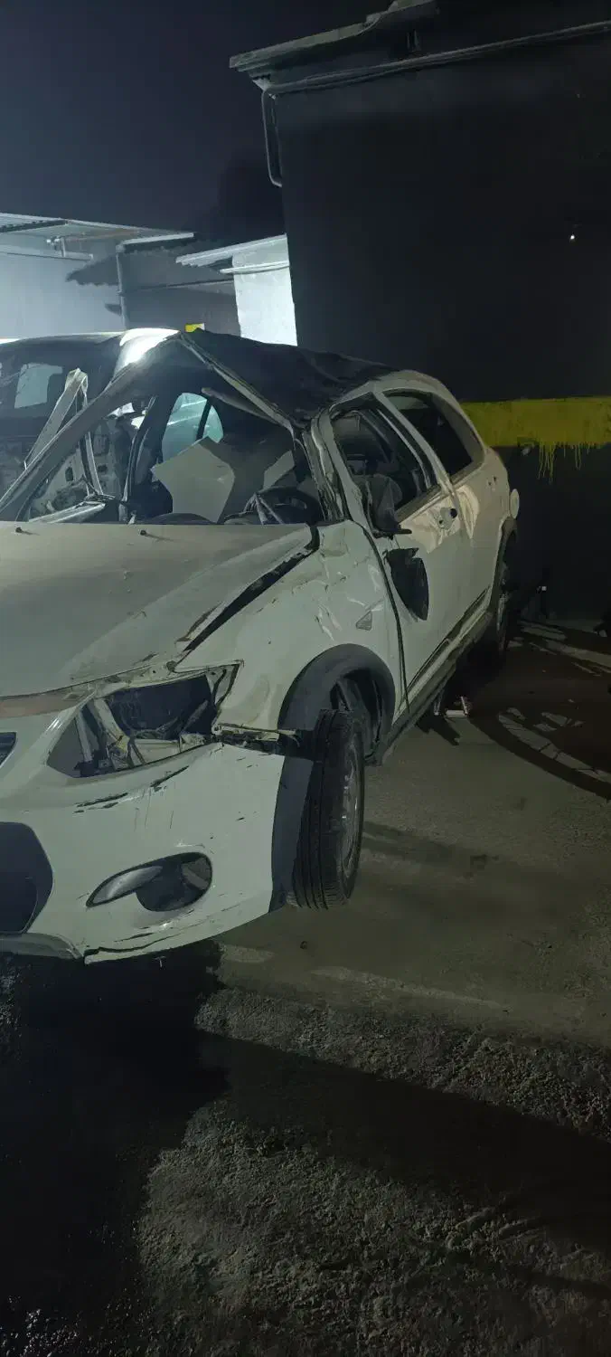 کوئیک مدل ۴۰۱ تصادفی|خودرو سواری و وانت|گنبد کاووس, |دیوار