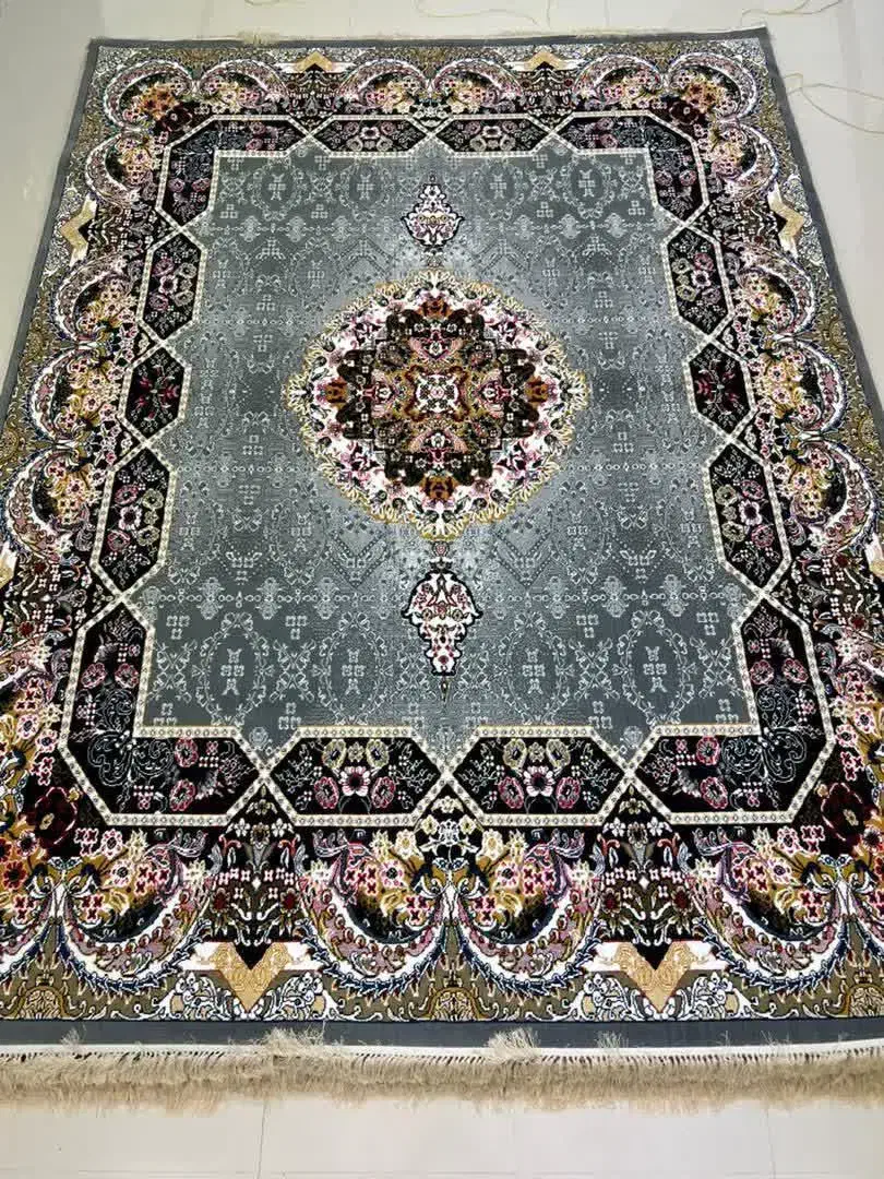 فرش هالیدی فیلی|فرش|زرندیه, |دیوار