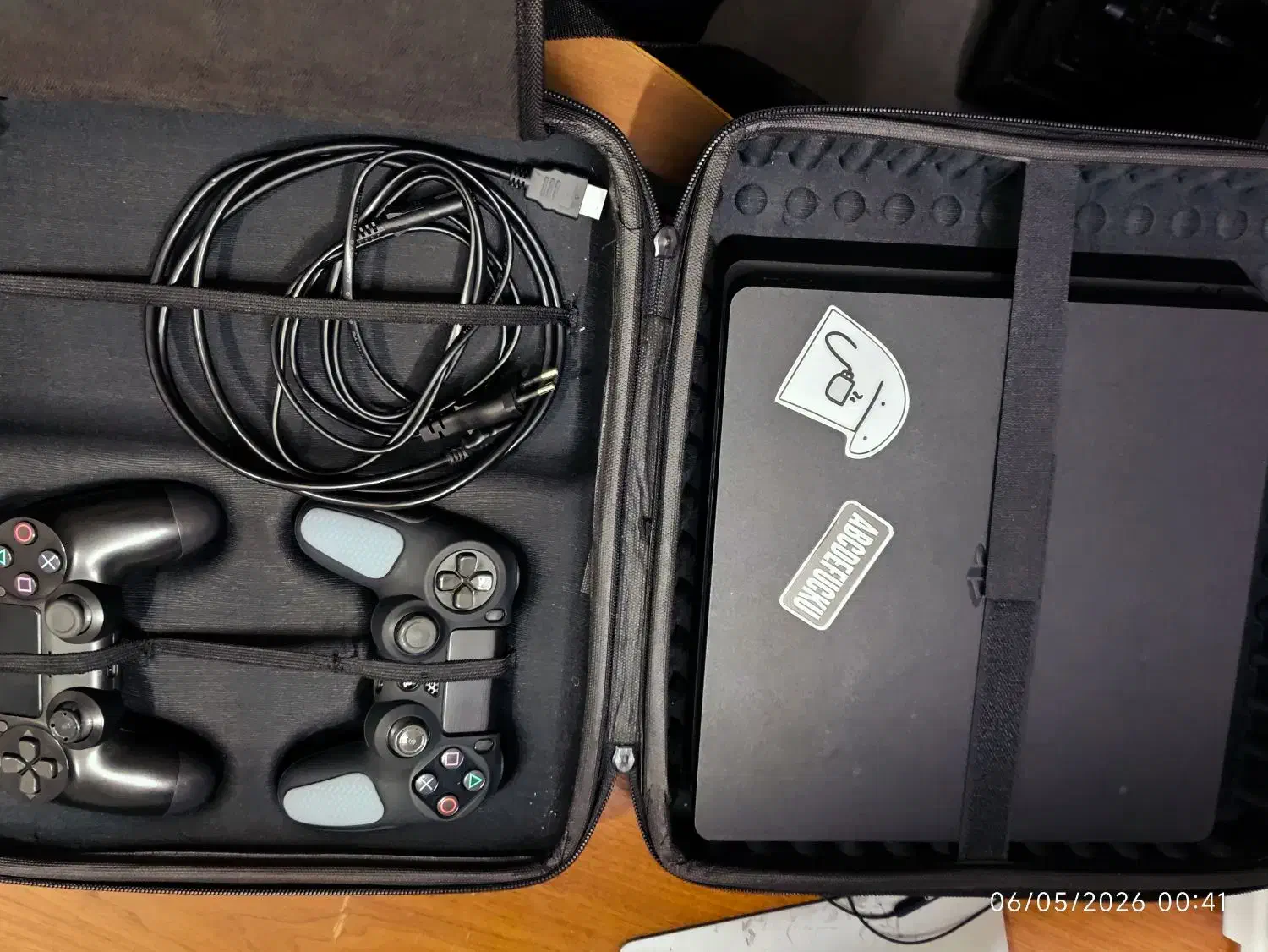 ps4 slim|کنسول، بازی ویدئویی و آنلاین|تربت‌حیدریه, بالا ولایت|دیوار