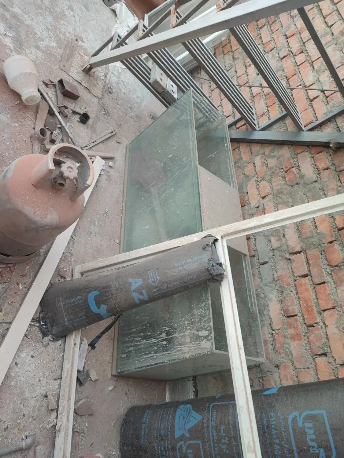 اکواریوم شیشه سکوریت|ماهی|مهاباد (آذربایجان غربی), |دیوار