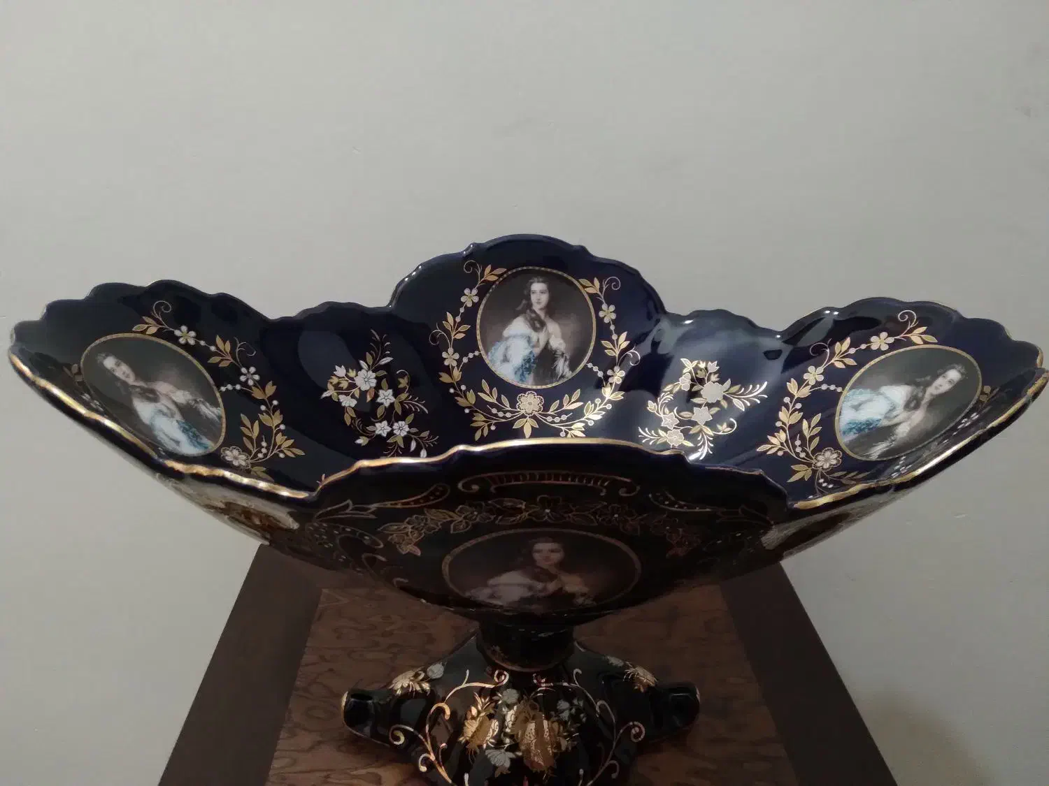 سرویس چینی سورمه ای|ظروف سرو و پذیرایی|مشهد, عبادی|دیوار