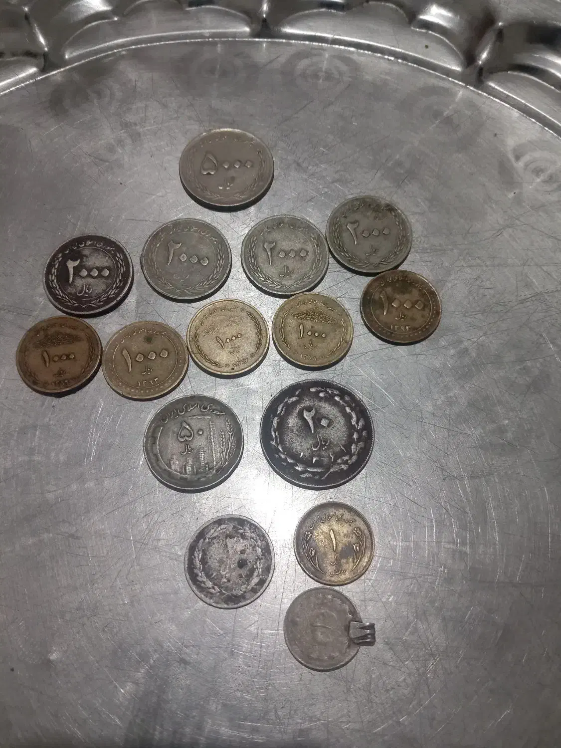 تعدادی سکه واسکناس|کلکسیون سکه، تمبر، اسکناس|نگین شهر, |دیوار