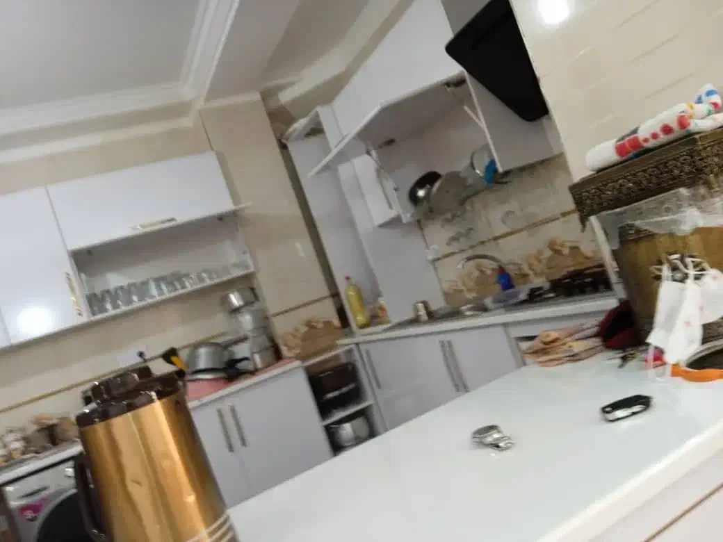 نیازمند نیروی خدماتی خانم آشپزی ونظافت|استخدام سرایداری و نظافت|یاسوج, |دیوار