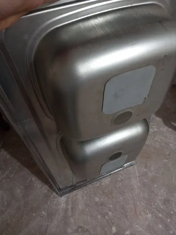 سینک ظرفشویی در حد نو|آب‌چکان و نظم‌دهنده ظروف|میانه, |دیوار