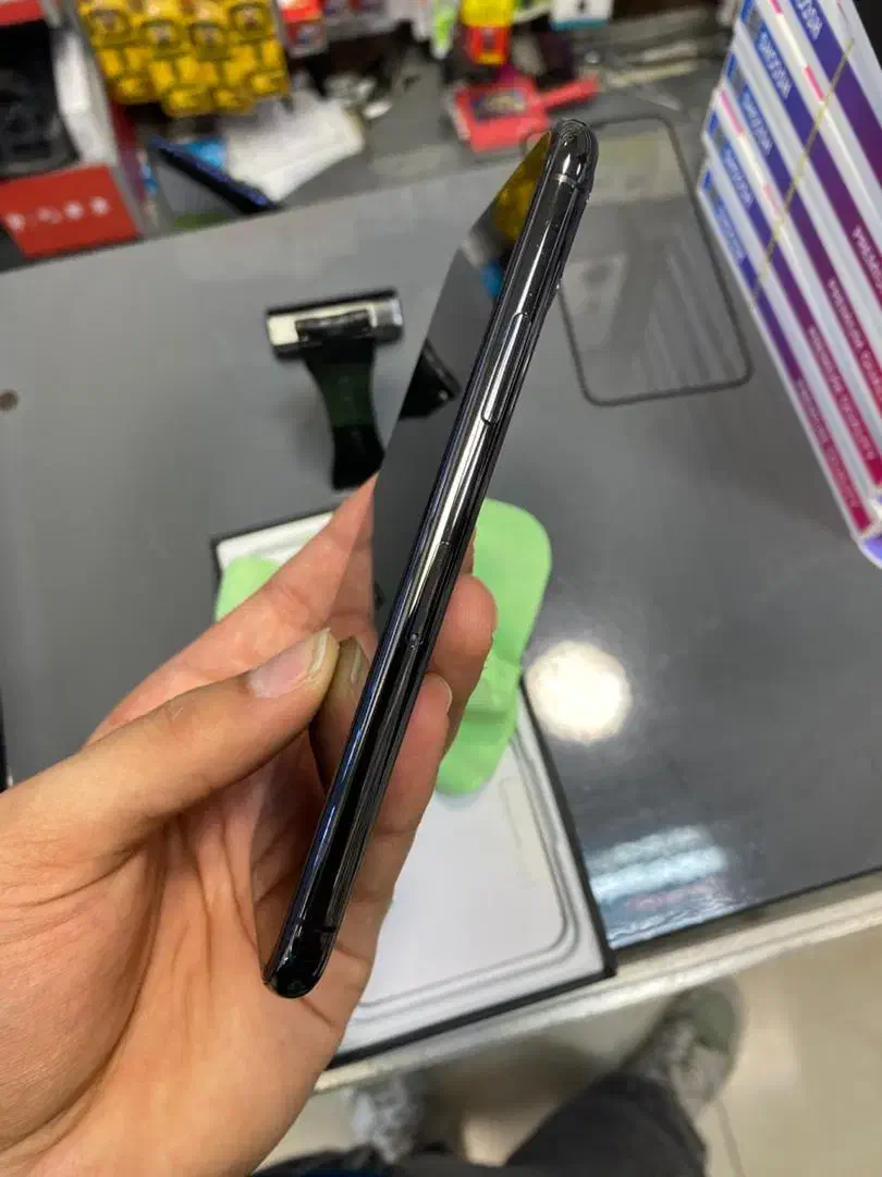 iPhone 11 pro 256g|موبایل|رشت, پیرسرا|دیوار