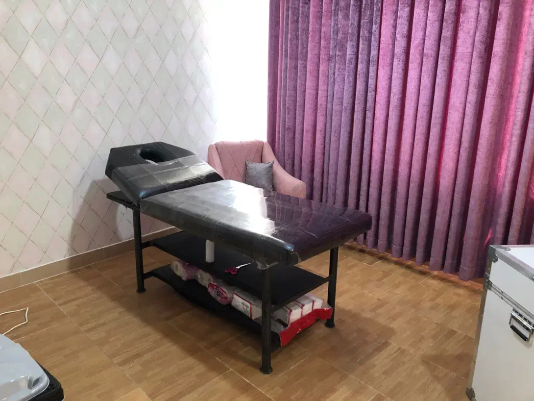 تخت ماساژ|آرایشگاه و سالن‌های زیبایی|گرگان, |دیوار