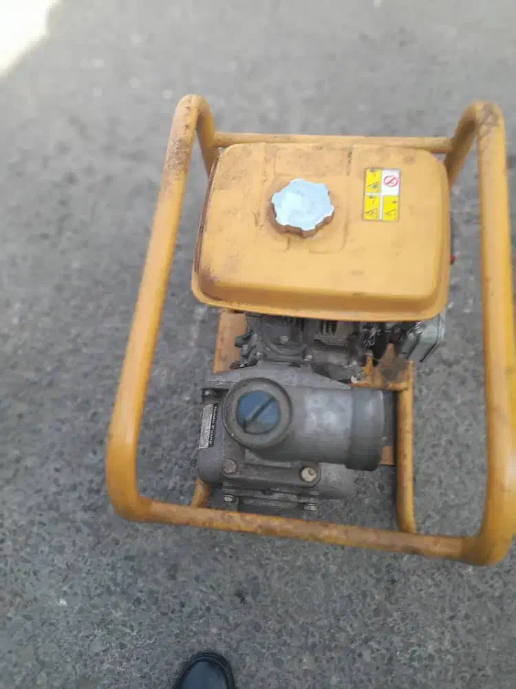 ویبره بتن روبین اصل ژاپنی|ماشین‌آلات صنعتی|بندر انزلی, متروپل|دیوار