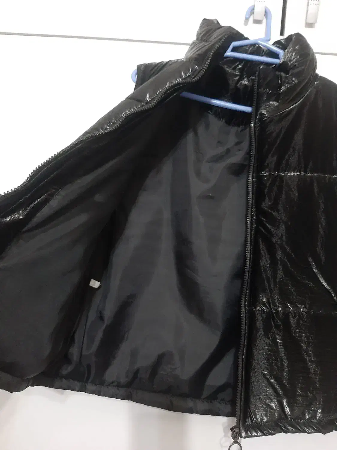 پافر کاملا نو|لباس|رشت, پاستوریزه|دیوار