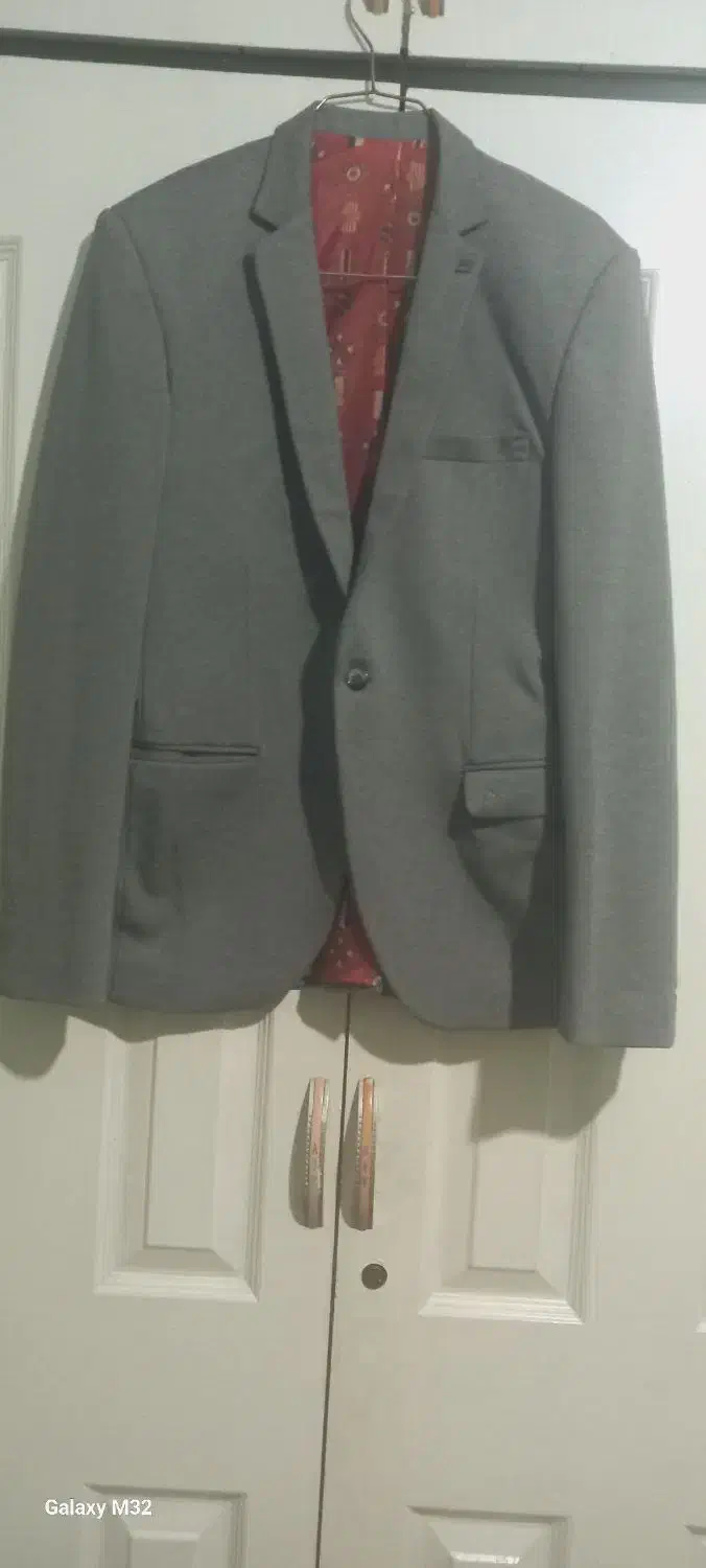 دوتا کت تک مردانه چند بار استفاده شدند|لباس|محمدشهر, کوی بهار|دیوار