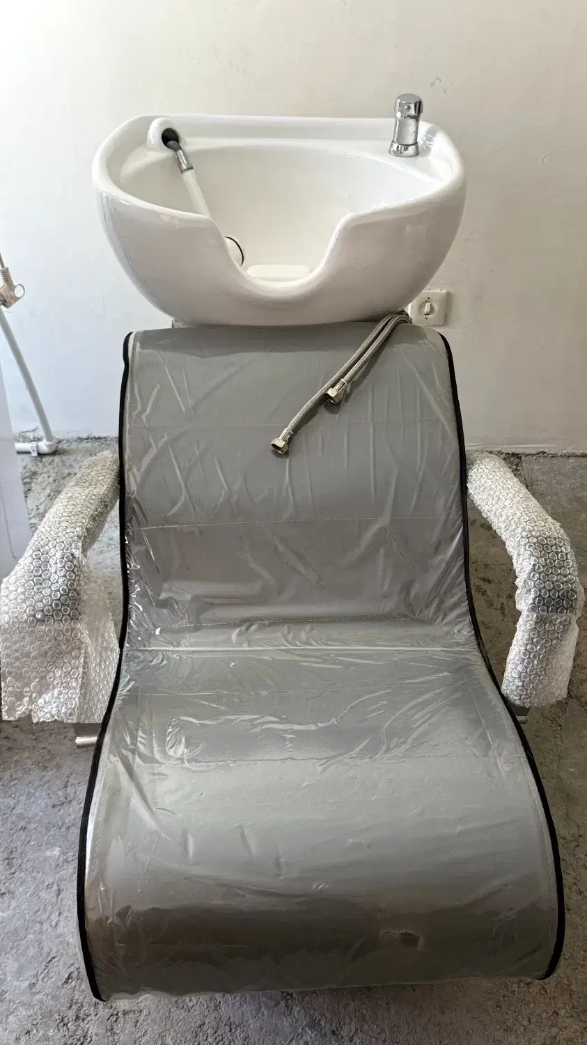 وسایل آرایشگاه|آرایشگاه و سالن‌های زیبایی|خمین, |دیوار