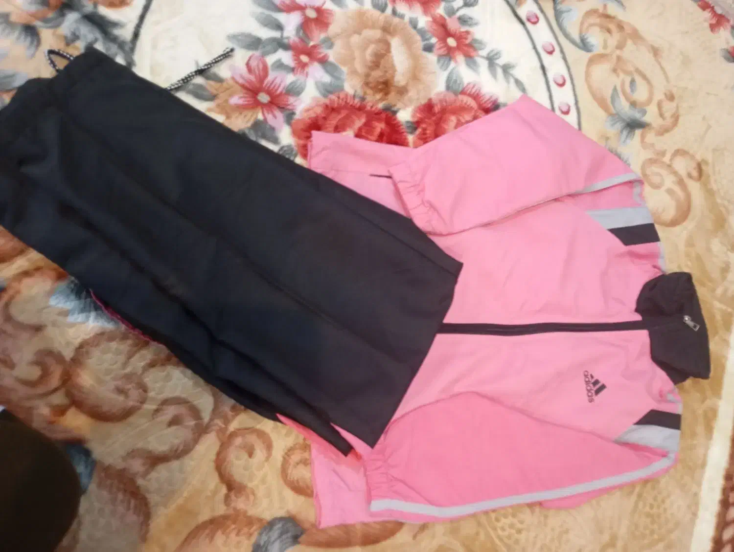 لباس ورزشی|لباس|ازنا, |دیوار