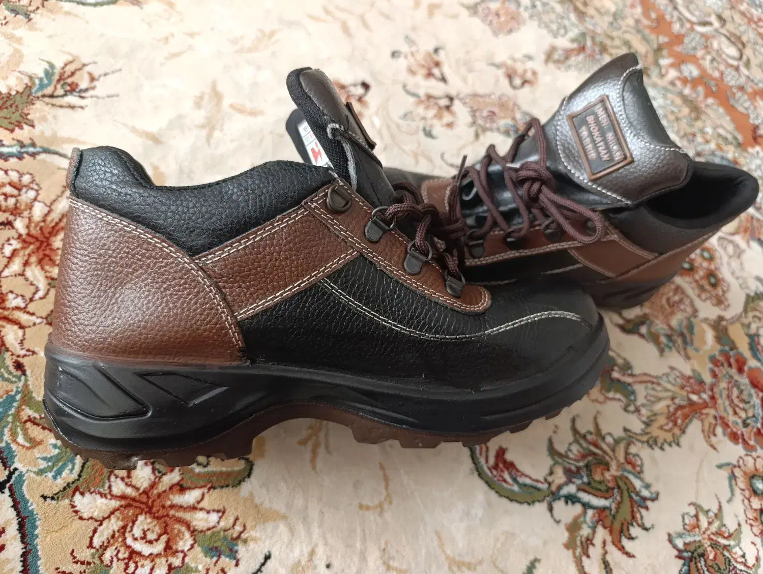 کفش طبی ایمنی کفش کار|کیف، کفش، کمربند|بوشهر, |دیوار