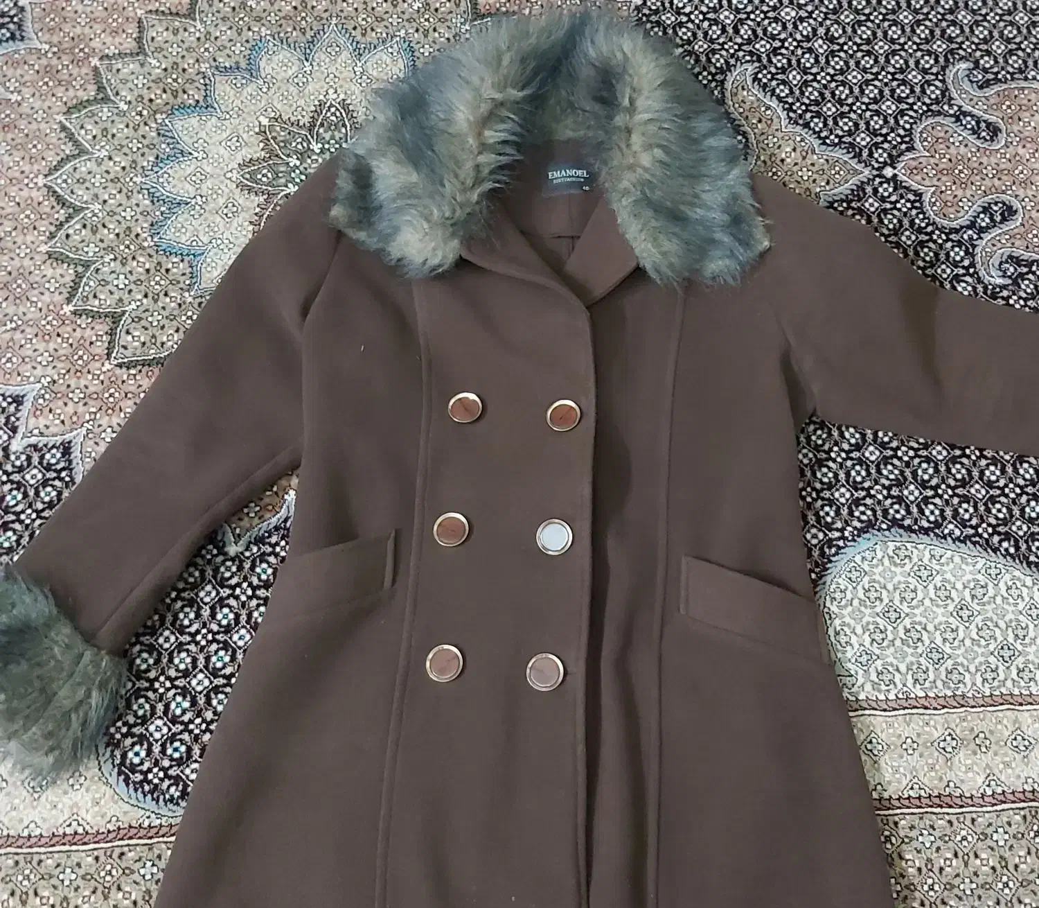 پالتو های زنانه|لباس|ری, دیلمان|دیوار