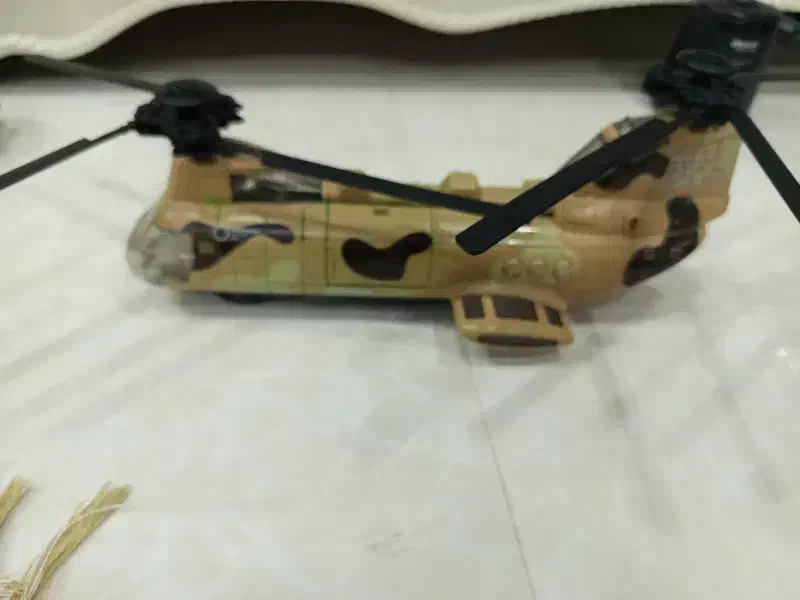 سلام این هلیکوپتر شینوک اسمش|اسباب‌‌بازی|یاسوج, |دیوار