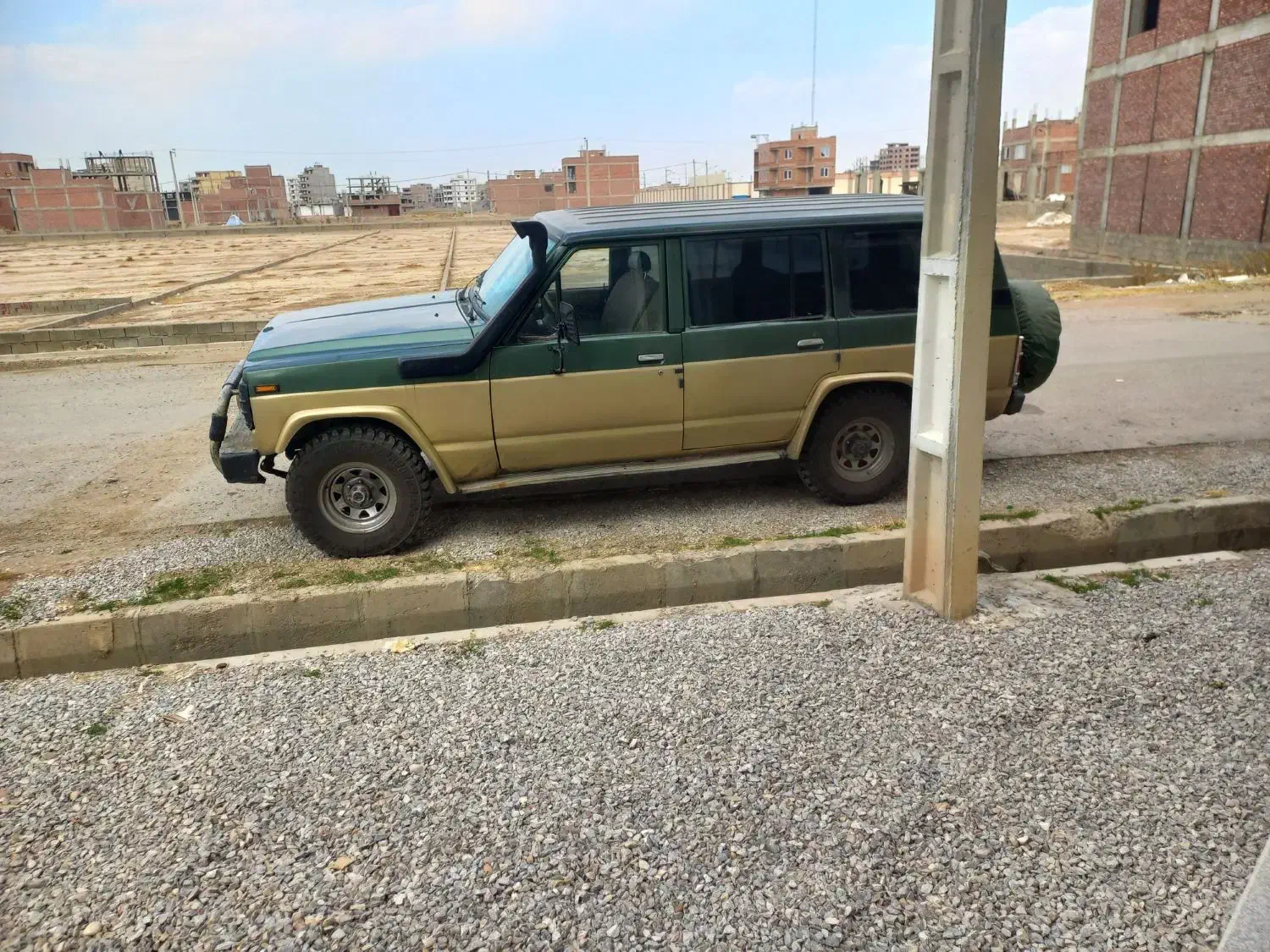 پاترول ۴در۴سلندر مدل ۷۹|خودرو سواری و وانت|میاندوآب, |دیوار