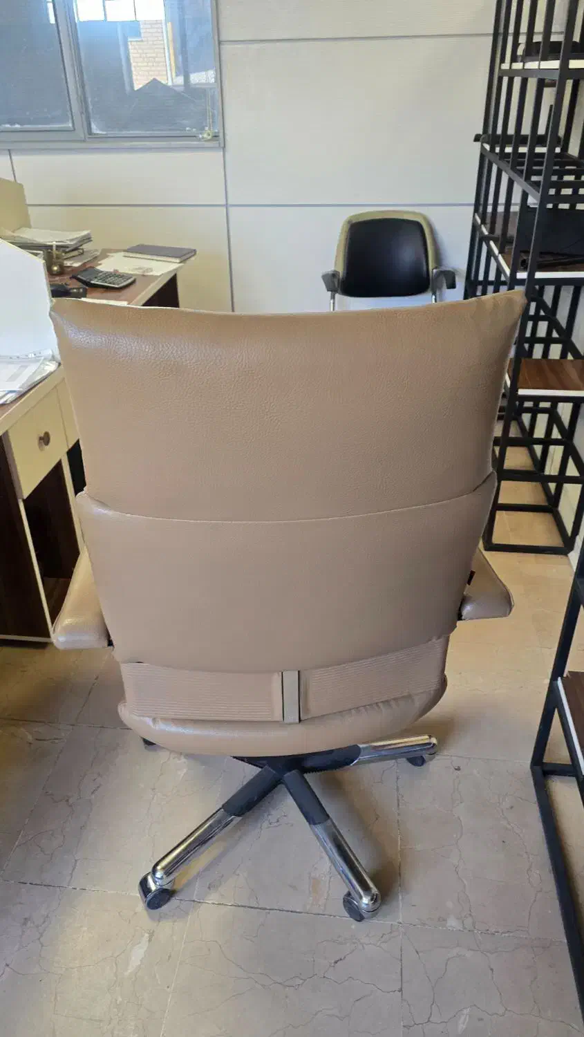 صندلی مدیریت|مبلمان اداری|رباط‌کریم, شهرک صنعتی نصیرآباد|دیوار