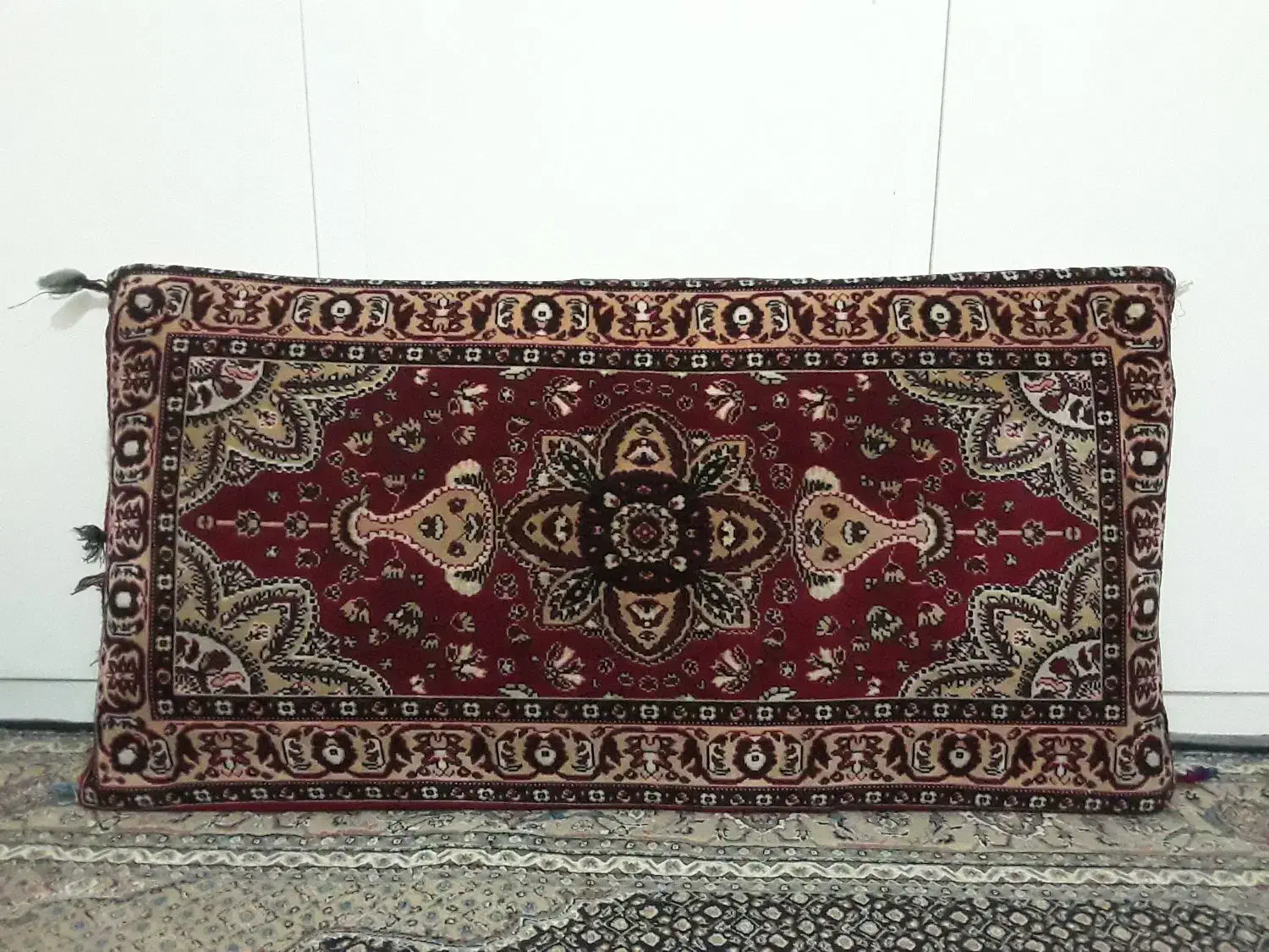 پشتی|پشتی|ارومیه, |دیوار