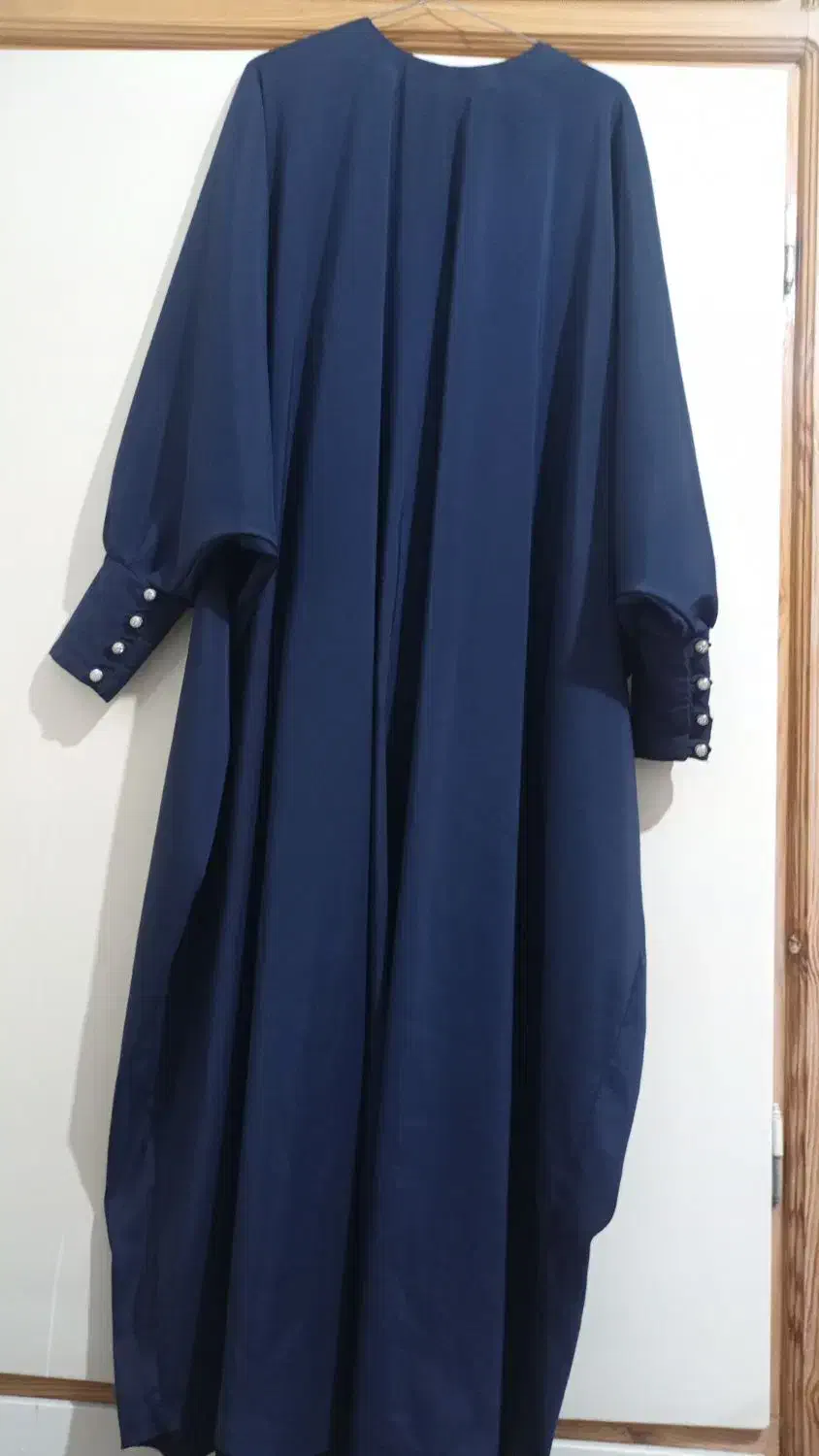 عبا|لباس|مشهد, شهید بصیر|دیوار