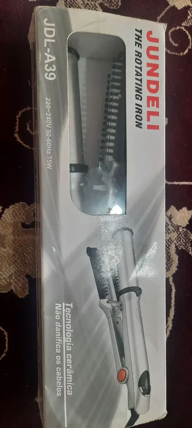 دو عدد اتو مو چرخشی چندکاره و یک عدد اتومو تک کاره|آرایشی، بهداشتی، درمانی|بروجن, |دیوار